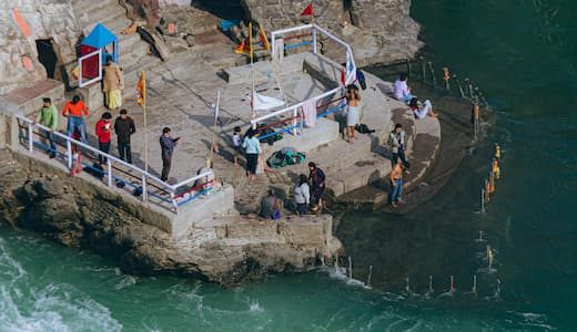 Rishikesh lakshman jhulla triveni ghat view point